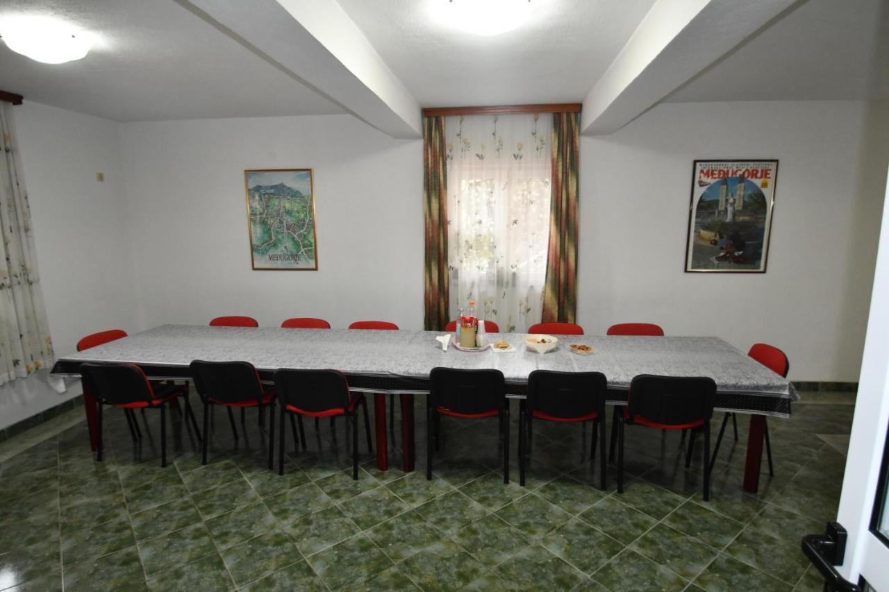 Casa Del Pellegrino M&A - Ostojici Hotel Međugorje Екстериор снимка