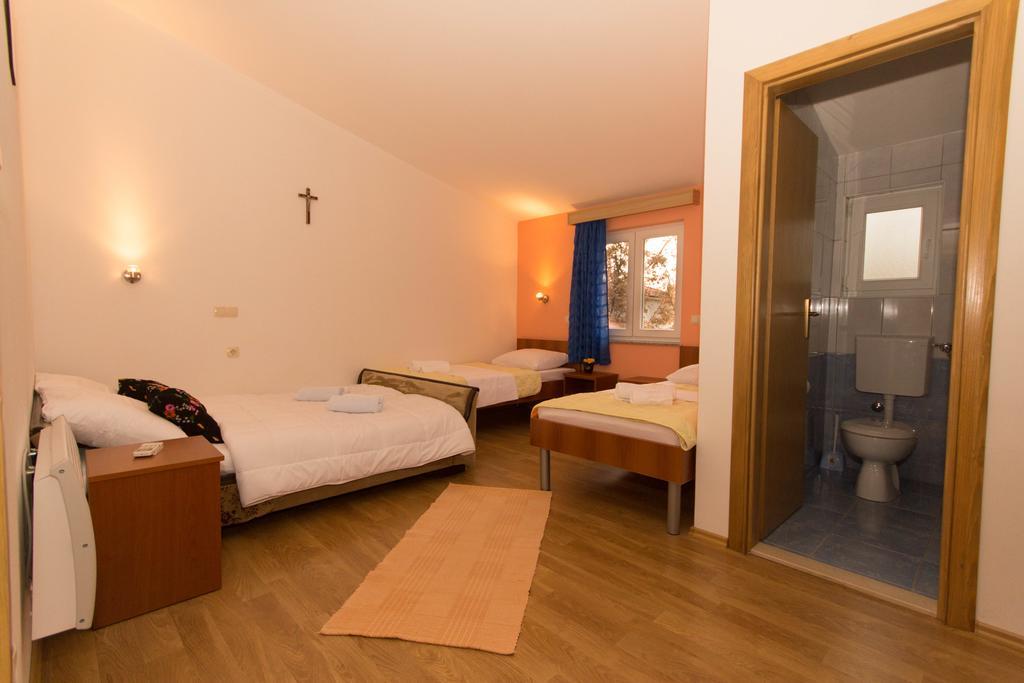 Casa Del Pellegrino M&A - Ostojici Hotel Međugorje Стая снимка