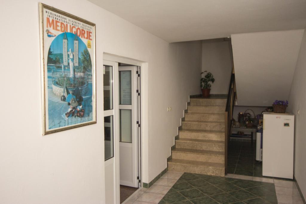 Casa Del Pellegrino M&A - Ostojici Hotel Međugorje Екстериор снимка